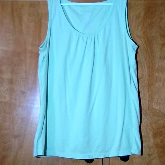 Ladies tank/pajama top - Picture 1 of 3